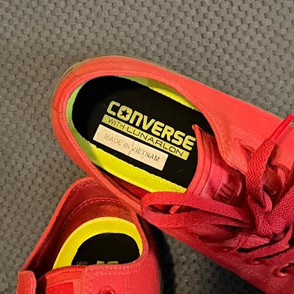 Converse with Lunarlon - Picture 2 of 3